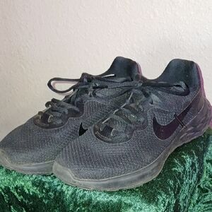 Nike Charcoal Running Sneakers